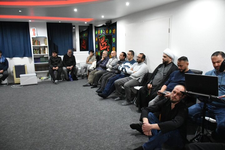 Raporta wêneyan/ Bîranîna şehadeta Xatûna Fatima Zehra (silavên Xwedê lê bin) li Navenda Ehlulbeytê (silavên Xwedê lê bin) li Swîsreyê hat lidarxistin