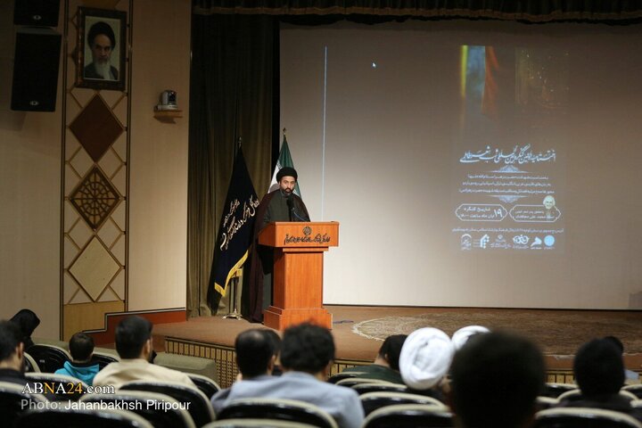 اولین کنگره بین‌المللی شب شعر فاطمی در قم