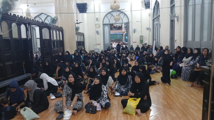 ရန်ကုန် မြို့ မဂို ရှီအဟ် ဂျအ်မေ့ ဗလီ တွင် နိုဝင်ဘာလ ၈ ရက်နေ့ နှင့် ၉ ရက်နေ့တွင် ပြုလုပ်သည့် သခင်မကြီး ဖွာတွေမဟ် ဇဲဟ်ရာ (စ.အ) ၏ ရှဟာဒသ် မဂျ်လစ်  ။ ။ Photos