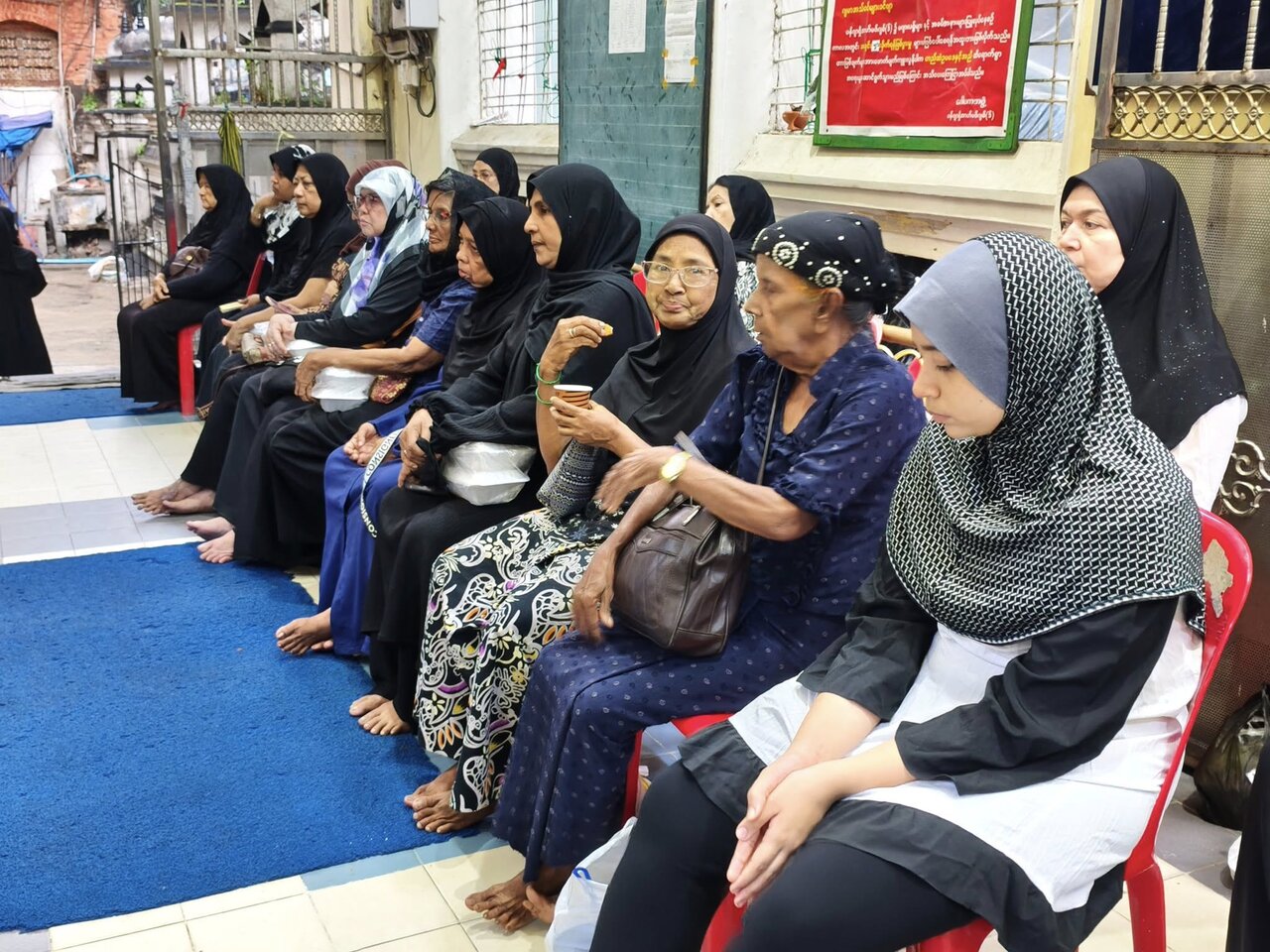 ရန်ကုန်မြို့ ပန်ဂျာ ရှီအဟ် မတ်စ်ဂျစ်ဒ် တွင် သခင်မကြီး ဖွာတွေမဟ် ဇဲဟ်ရာ (စ.အ) ၏ ရှဟာဒသ် မဂျ်လစ် ပြုလုပ် ။ ။ Photos