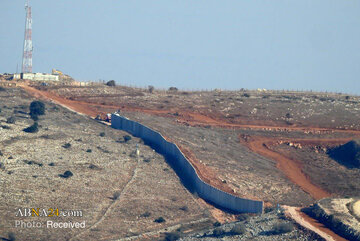 দক্ষিণ লেবাননের নতুন দখলকৃত এলাকায় ইহুদিবাদী শাসকগোষ্ঠীর প্রাচীর নির্মাণ!