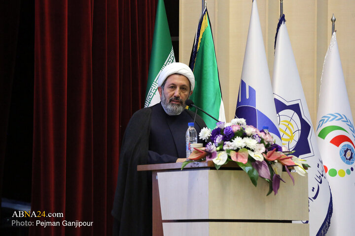 Photos: "Prophet of Mercy" International Poetry Festival held in Isfahan
