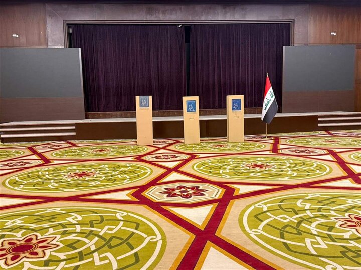 تقرير مصور/ مراكز الاقتراع للانتخابات البرلمانية العراقية قبل دقائق من بدء التصويت العام