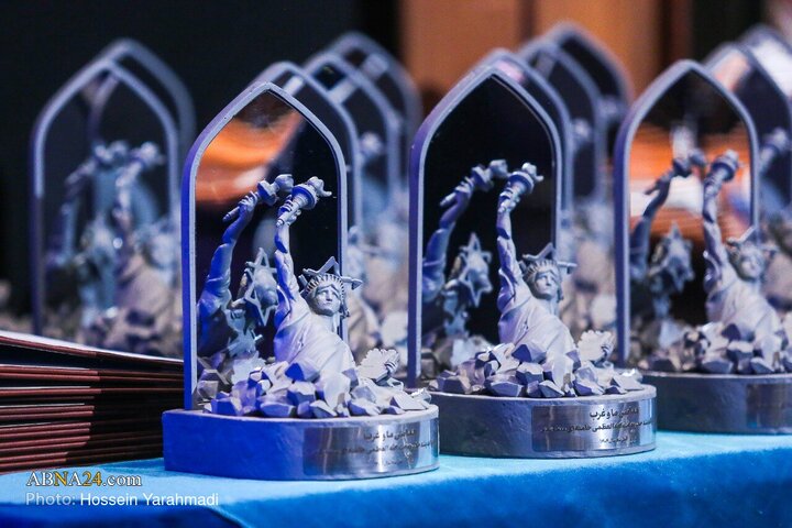 تقرير مصور/ الختام الرسمي لـ «مؤتمر نحن والغرب في آراء وأفكار سماحة آية الله العظمى الخامنئي» – 2