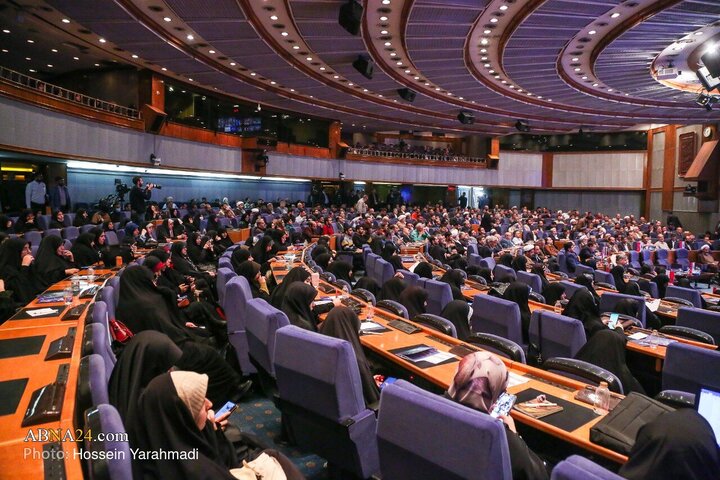تقرير مصور/ الختام الرسمي لـ «مؤتمر نحن والغرب في آراء وأفكار سماحة آية الله العظمى الخامنئي» – 2