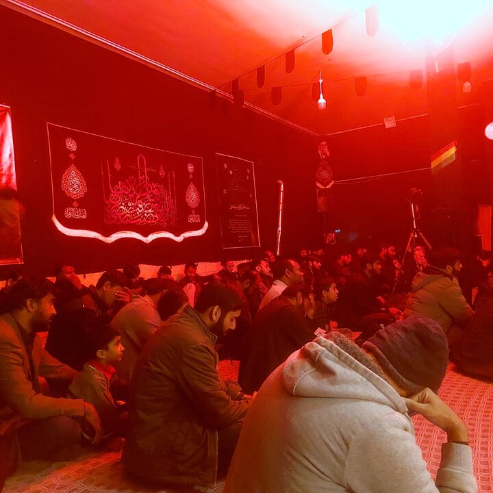 عشرۂ مادرِ مقاومت کی ساتویں مجلس — "استقامتِ فاطمی" کے عنوان پر مولانا سید حیدر علی جعفری کا خطاب