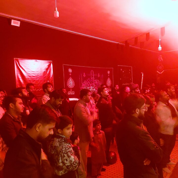 عشرۂ مادرِ مقاومت کی ساتویں مجلس — "استقامتِ فاطمی" کے عنوان پر مولانا سید حیدر علی جعفری کا خطاب