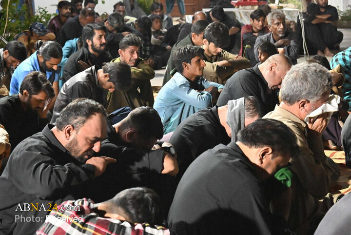 تصاویر | جامشورو: امام بارگاہ امام موسیٰ کاظمؑ میں محبانِ حضرت فاطمہ زہراؑ کی عزاداری