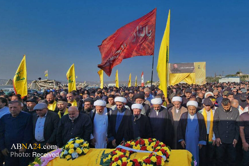 اهالی مارون الرأس، با شهید »ابراهیم خلیل کرنیب« وداع کردند + تصاویر