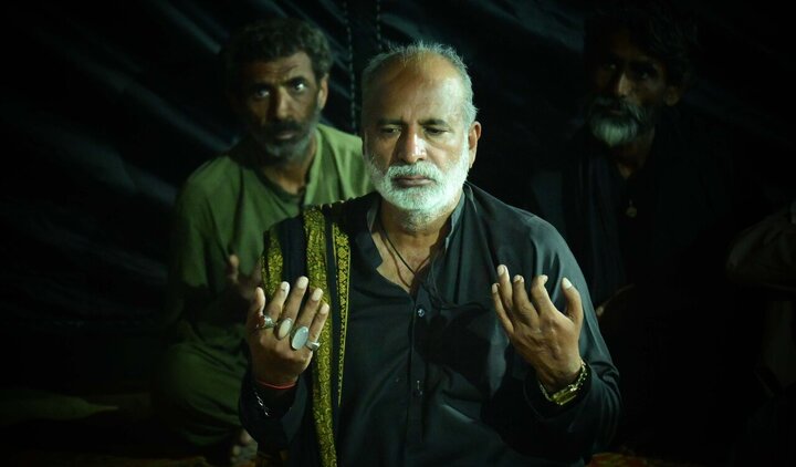 تقرير مصور/ شيعة باكستان يقيمون مجلس عزاء استشهاد السيدة "فاطمة الزهراء"(ع)