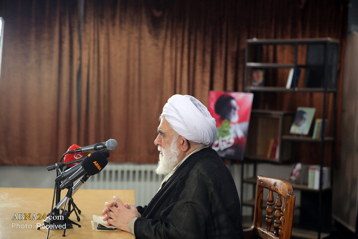 رونمایی از مستند «وکیل» در حسینیه هنر تهران