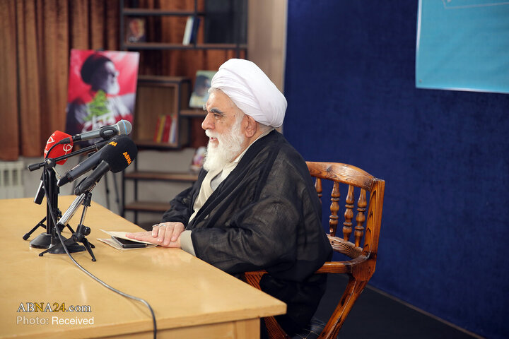 رونمایی از مستند «وکیل» در حسینیه هنر تهران