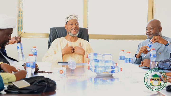 تقرير مصور/ نشاطات دينية وثقافية للطائفة الشيعية في غانا