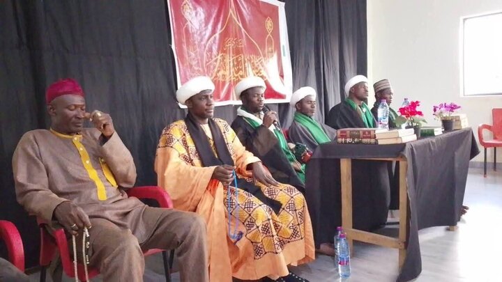 تقرير مصور/ العتبة العباسية المقدسة تقيم مجلس عزاء بمناسبة استشهاد السيدة فاطمة الزهراء في غانا