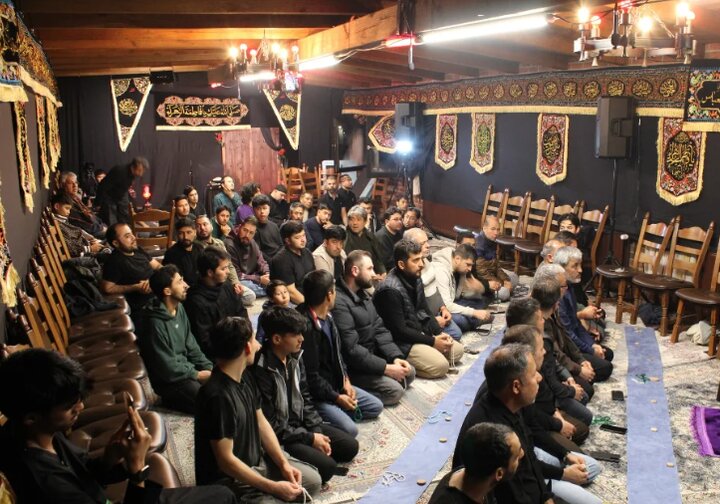 ویدیو | مراسم عزاداری شهادت بانوی دو عالم در هیئت فاطمةالزهرا(ع)، آلمان