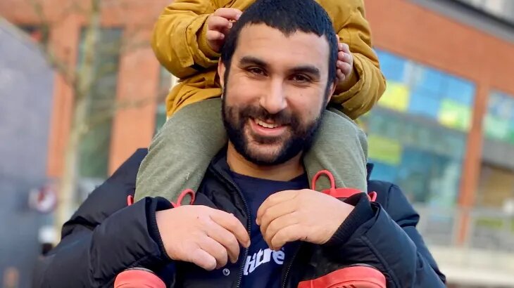 Rights groups condemn U.S. treatment of British journalist critical of Israel