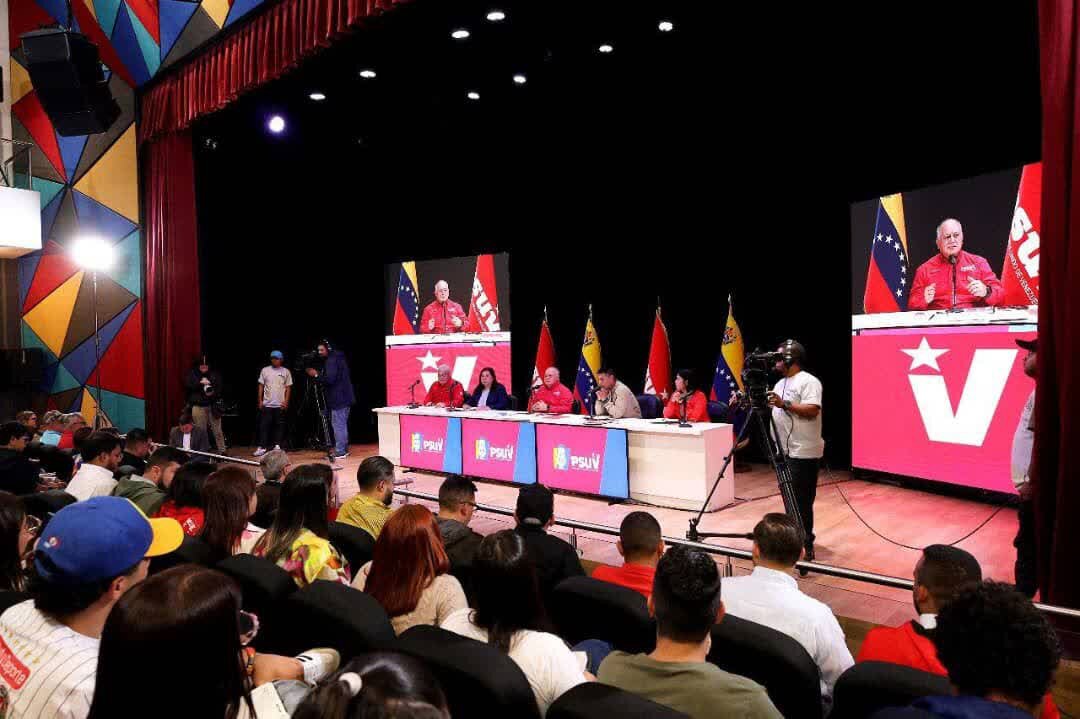 Diosdado Cabello acusa a sectores opositores de promover invasión y bloqueo contra Venezuela