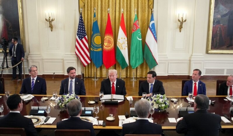 Beyaz Saray Zirvesi Orta Asya’da Güç Dengelerini Test Ediyor