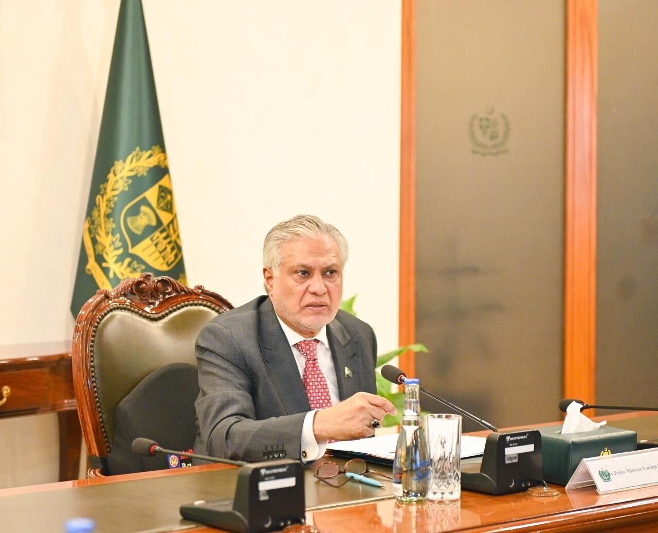 اسلام‌آباد میں ایران اور پاکستان کے درمیان اقتصادی تعاون کو فروغ دینے کے لیے اجلاس منعقد ہوا