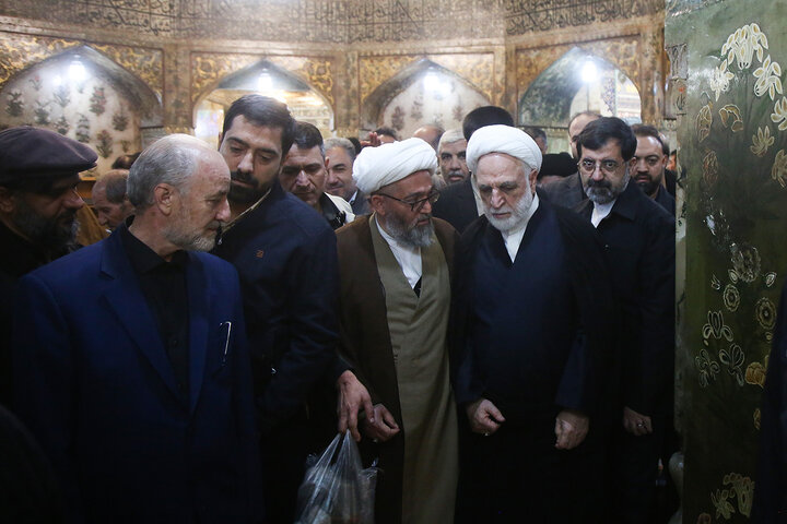 Photos: Head of Iran's Judiciary visits to Hazrat Fatemeh Masoumeh holy shrine