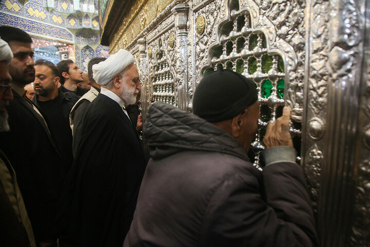Photos: Head of Iran's Judiciary visits to Hazrat Fatemeh Masoumeh holy shrine