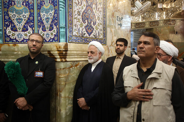 Photos: Head of Iran's Judiciary visits to Hazrat Fatemeh Masoumeh holy shrine