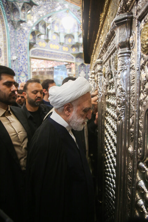 Photos: Head of Iran's Judiciary visits to Hazrat Fatemeh Masoumeh holy shrine