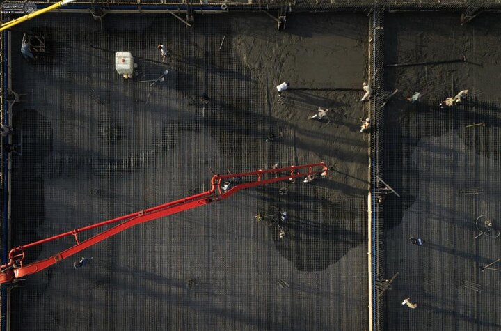 تقرير مصور/ بإشراف العتبة العلوية.. إنشاء مشروع خزان ماء بطاقة استيعابية تبلغ (20 مليون لتر)