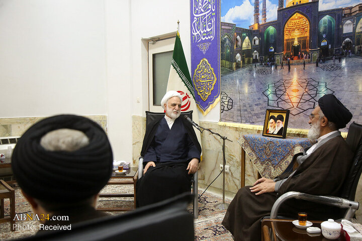 تشرف رئیس قوه قضاییه به حرم حضرت فاطمه معصومه (س) و دیدار با تولیت آستان مقدس