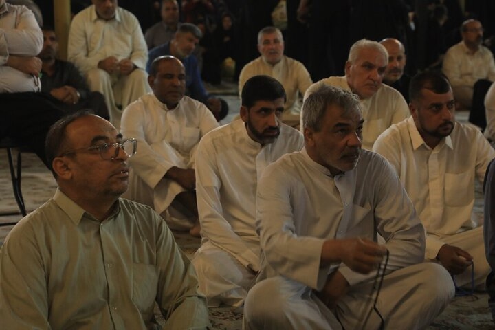 تقرير مصور/ مسجد السهلة في مدينة الكوفة العراقية يشهد مراسم دينية