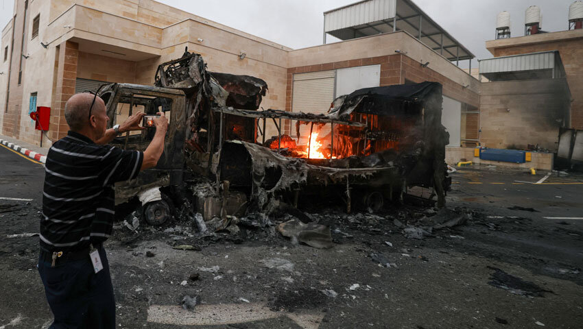 পশ্চিমতীরে ইসরাইলি দখলদারদের আগ্রাসন