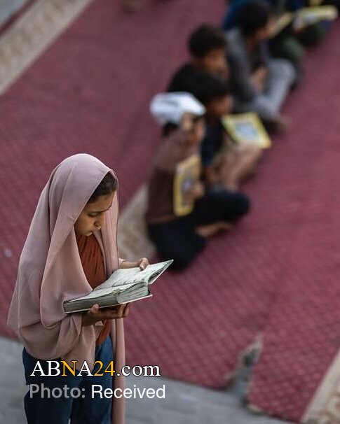 عکس خبری | محفل قرآنی کودکان فلسطینی در اردوگاه آوارگان