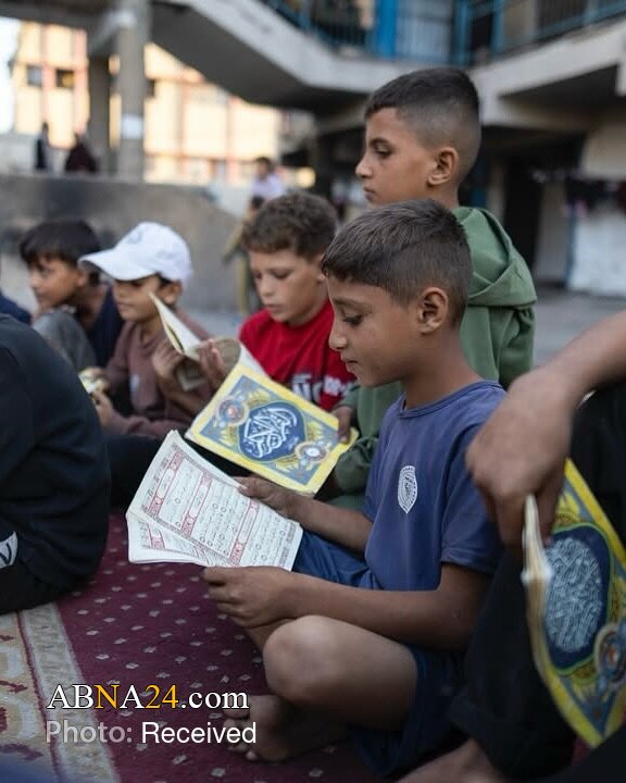 عکس خبری | محفل قرآنی کودکان فلسطینی در اردوگاه آوارگان