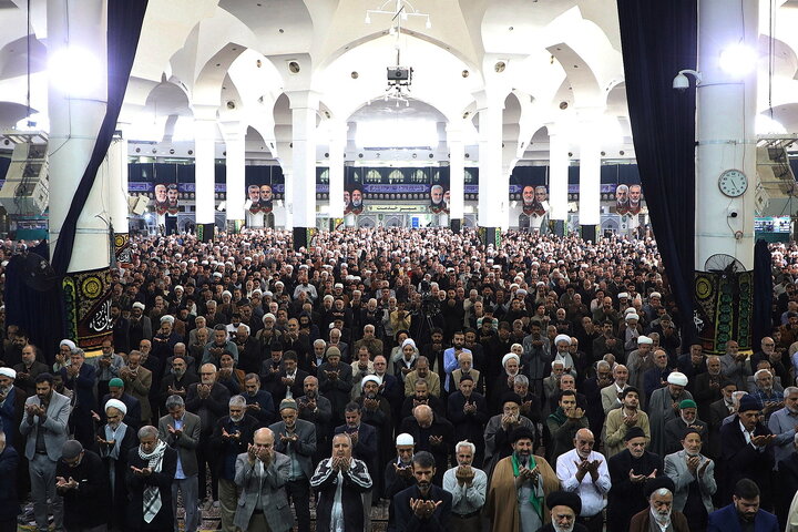 اقامه نماز طلب باران در قم