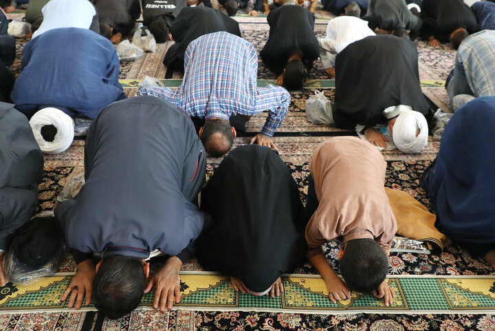 اقامه نماز طلب باران در قم