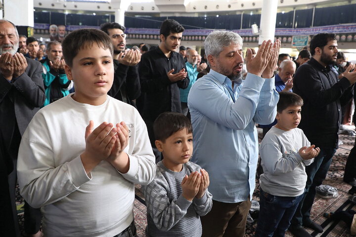 اقامه نماز طلب باران در قم