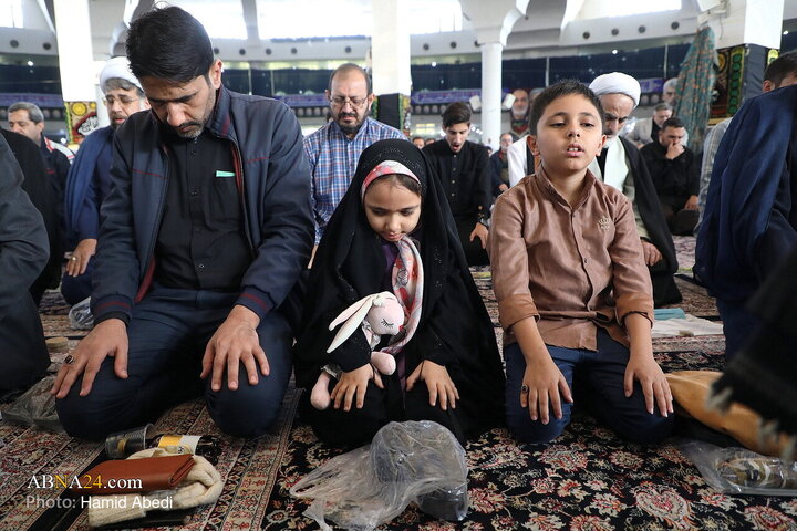 Photos: Praying for rain in Qom