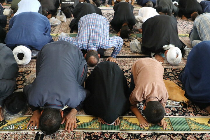 Photos: Praying for rain in Qom