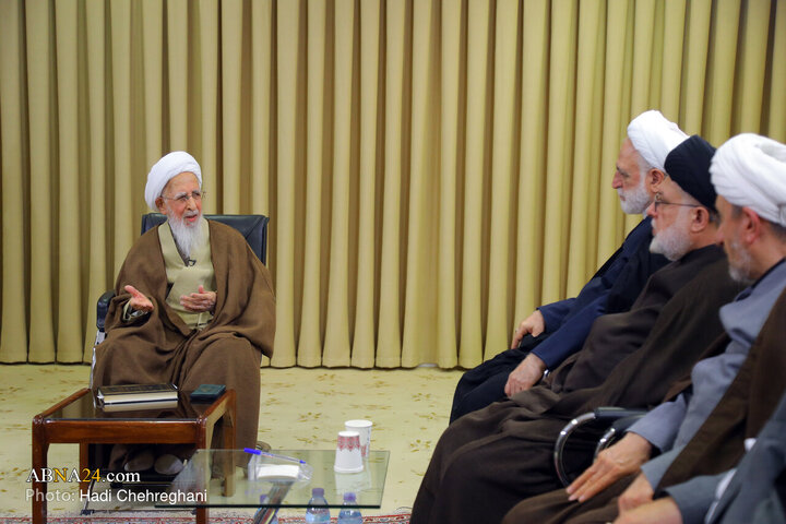 Photos: Head of Iran's Judiciary meets with Ayatollah Javadi Amoli