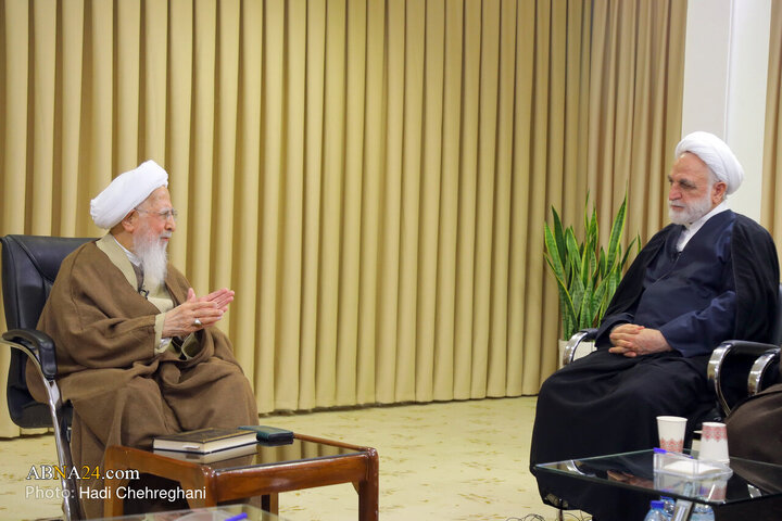Photos: Head of Iran's Judiciary meets with Ayatollah Javadi Amoli