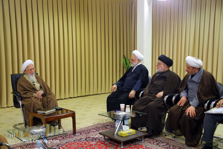 Photos: Head of Iran's Judiciary meets with Ayatollah Javadi Amoli