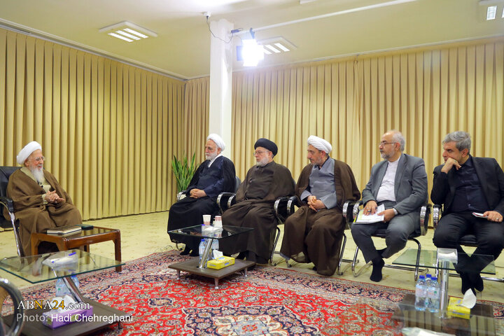 Photos: Head of Iran's Judiciary meets with Ayatollah Javadi Amoli