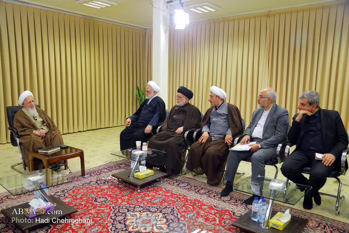 Photos: Head of Iran's Judiciary meets with Ayatollah Javadi Amoli