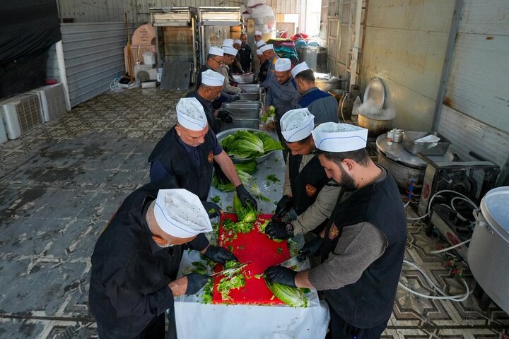 تقرير مصور/ العتبة العسكرية تخدم آلاف الزائرين في إحياء ذكرى السيّد القاسم بن الإمام الكاظم (ع)