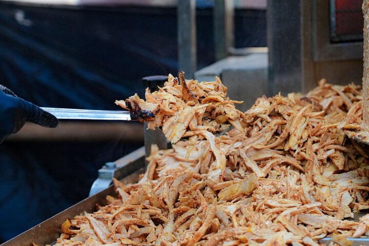 تقرير مصور/ العتبة العسكرية تخدم آلاف الزائرين في إحياء ذكرى السيّد القاسم بن الإمام الكاظم (ع)