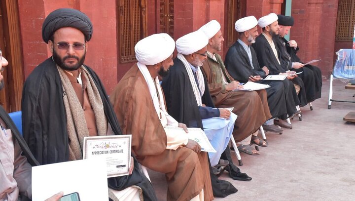تقرير مصور/ انتهاء ورش عمل "سفراء النور لتدريب المبلغين" برعاية مجلس علماء مدرسة أهل البيت(ع) في باكستان