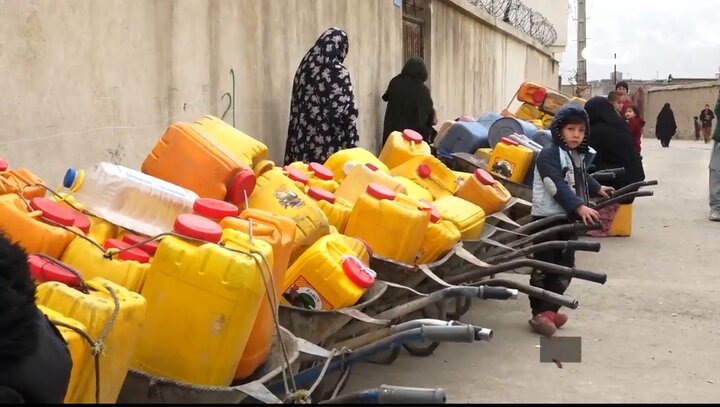 ویدیو | افزایش بهای آب آشامیدنی در کابل / خرید آب و نان برای مردم دشوار شده است