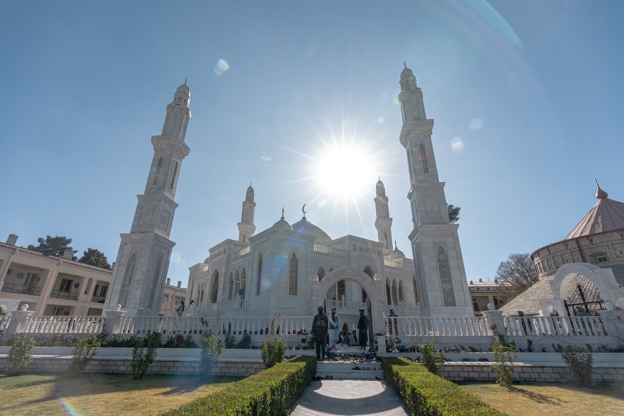 ساخت مسجدی مجلل در ارگ ریاست کابل توسط طالبان انتقاداتی به همراه داشت