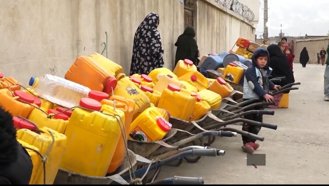 ویدیو | افزایش بهای آب آشامیدنی در کابل / خرید آب و نان برای مردم دشوار شده است