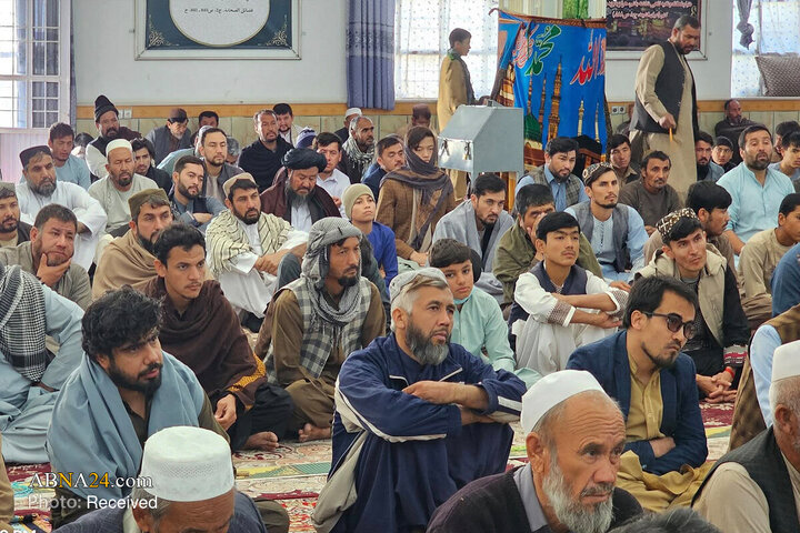 Photos: Friday Prayer of Afghanistan’s Shia Community in Lashkargah